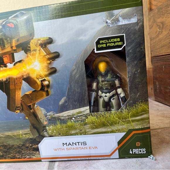 Halo Infinite World of Halo Mantis with Spartan Eva | New In Box - Picture 2 of 4